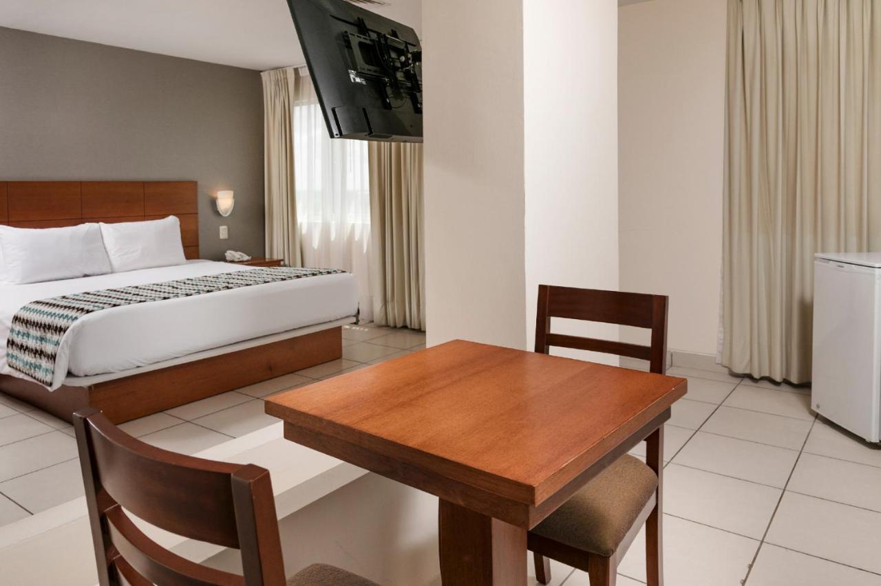 วินด์แฮม โกสตา เดล ซอล ปูกัยปา Hotel ปูคาลปา ภายนอก รูปภาพ
