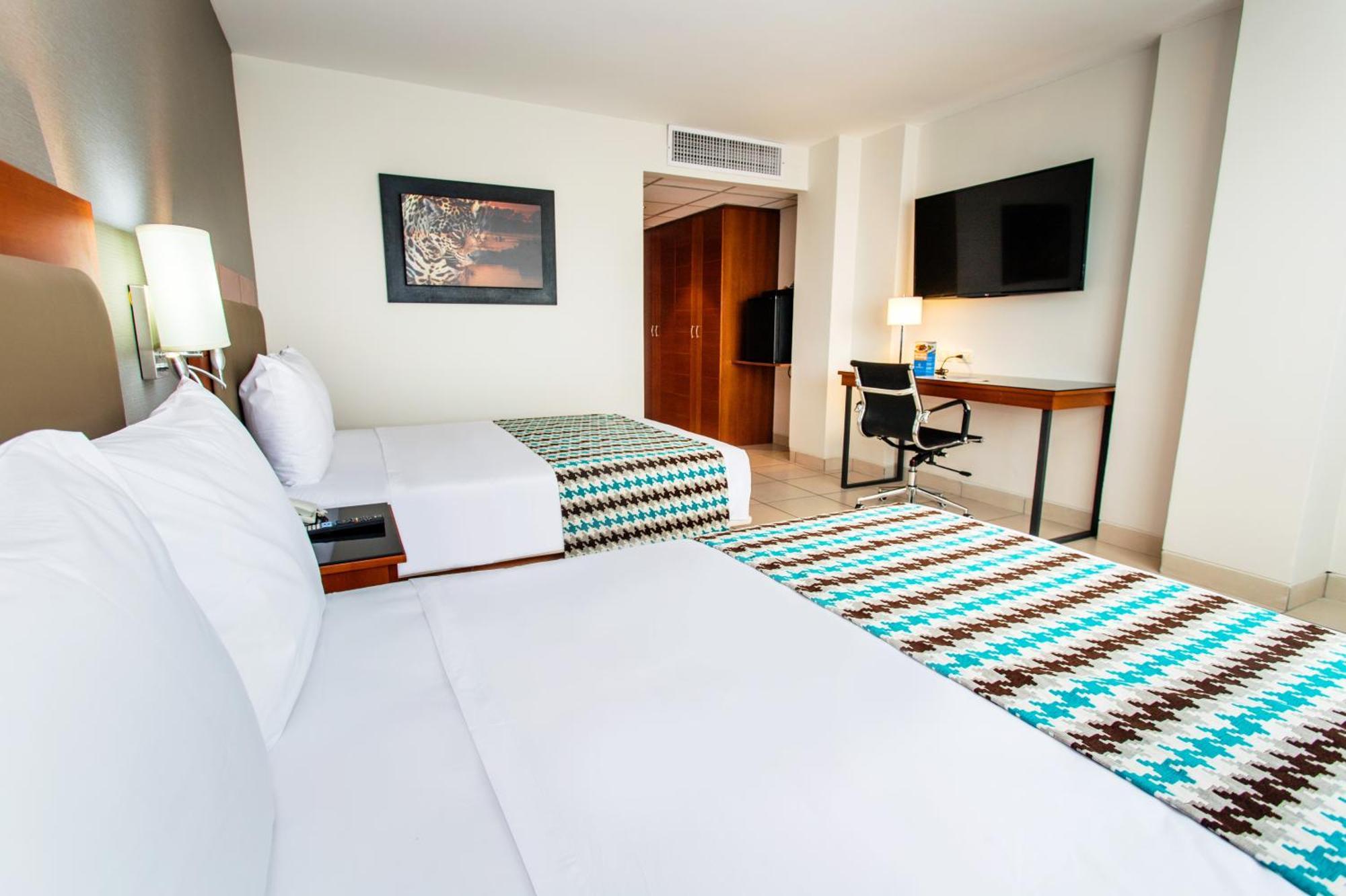 วินด์แฮม โกสตา เดล ซอล ปูกัยปา Hotel ปูคาลปา ภายนอก รูปภาพ