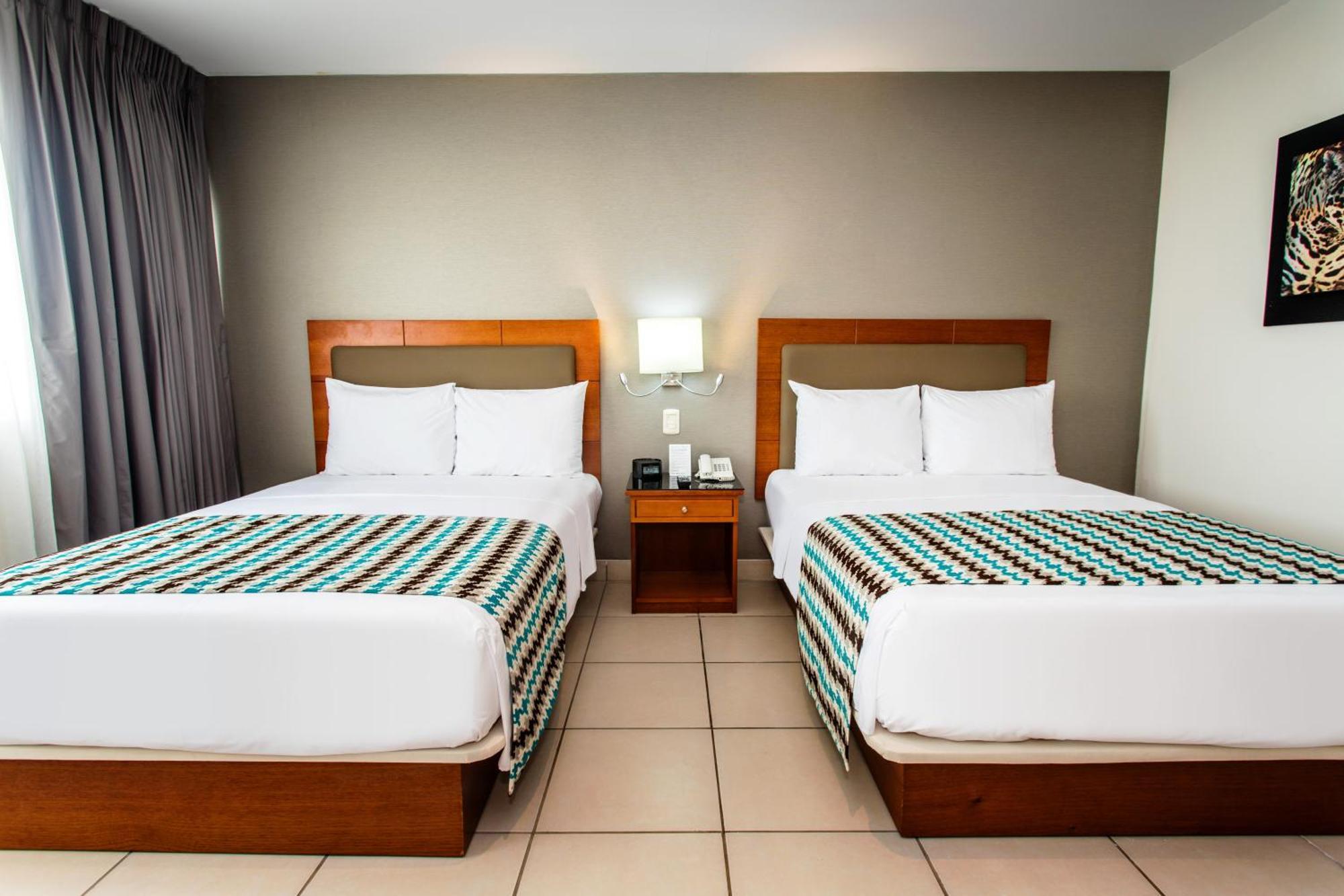 วินด์แฮม โกสตา เดล ซอล ปูกัยปา Hotel ปูคาลปา ภายนอก รูปภาพ
