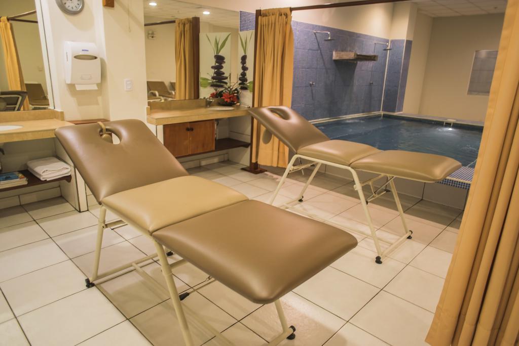 วินด์แฮม โกสตา เดล ซอล ปูกัยปา Hotel ปูคาลปา ภายนอก รูปภาพ Massage tables