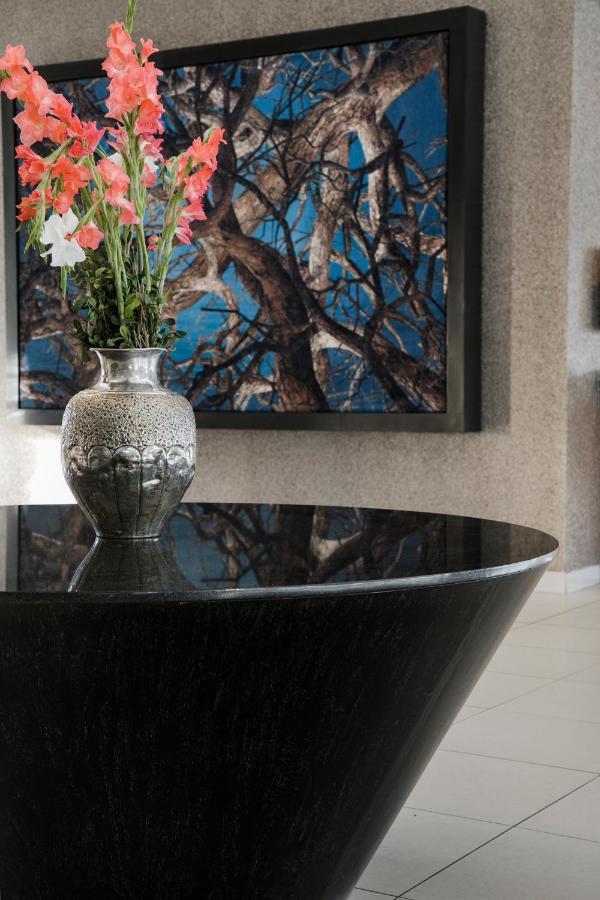 วินด์แฮม โกสตา เดล ซอล ปูกัยปา Hotel ปูคาลปา ภายนอก รูปภาพ A freestanding bathtub