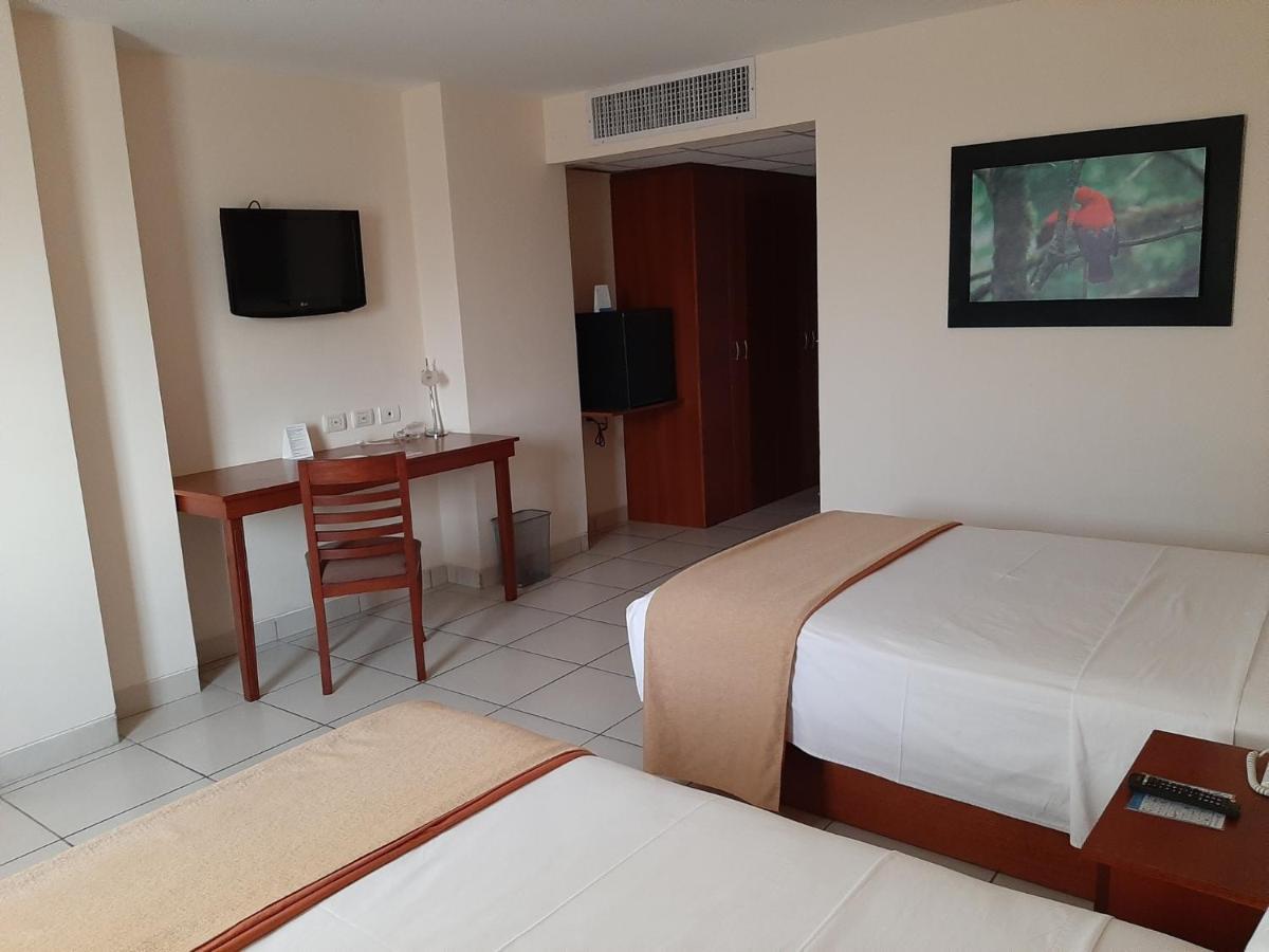 วินด์แฮม โกสตา เดล ซอล ปูกัยปา Hotel ปูคาลปา ภายนอก รูปภาพ